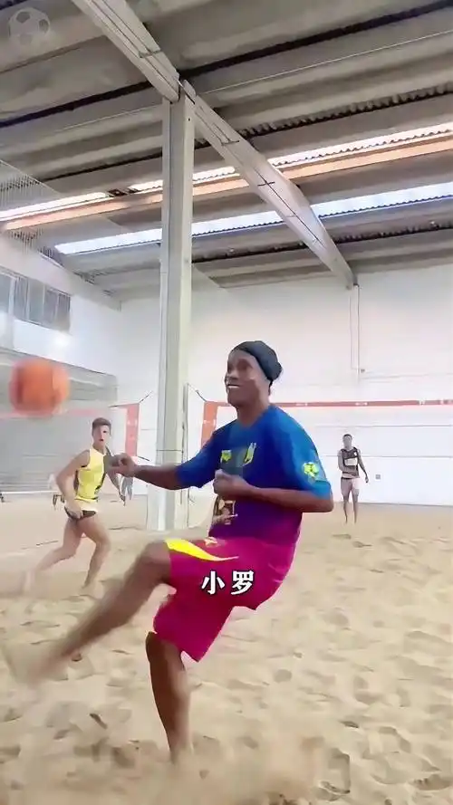 段神勇扑出