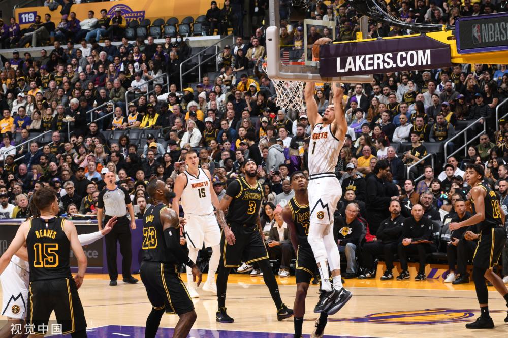 尤为出色 尤为出色